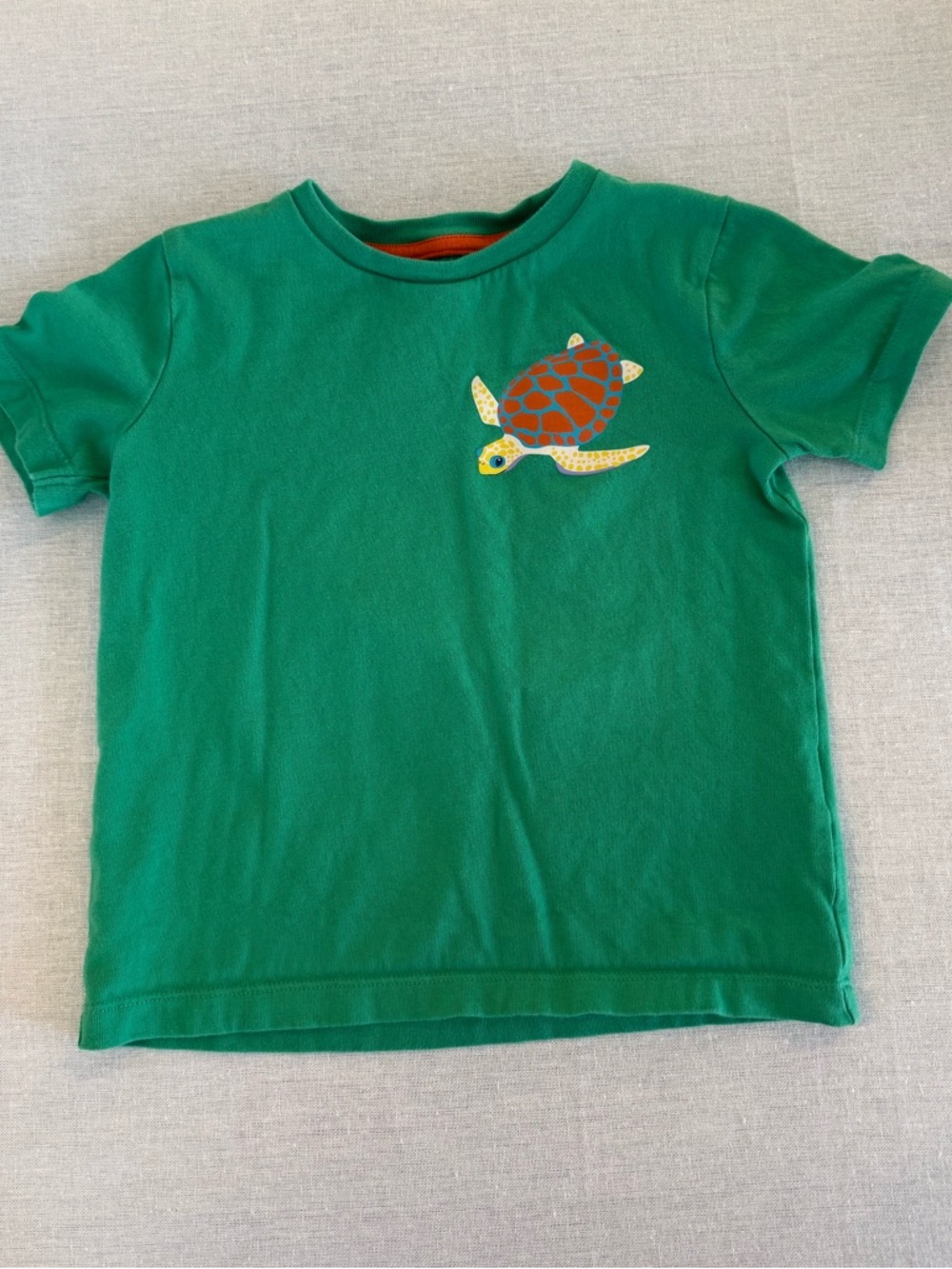 Mini Boden sea turtle short sleeve tee